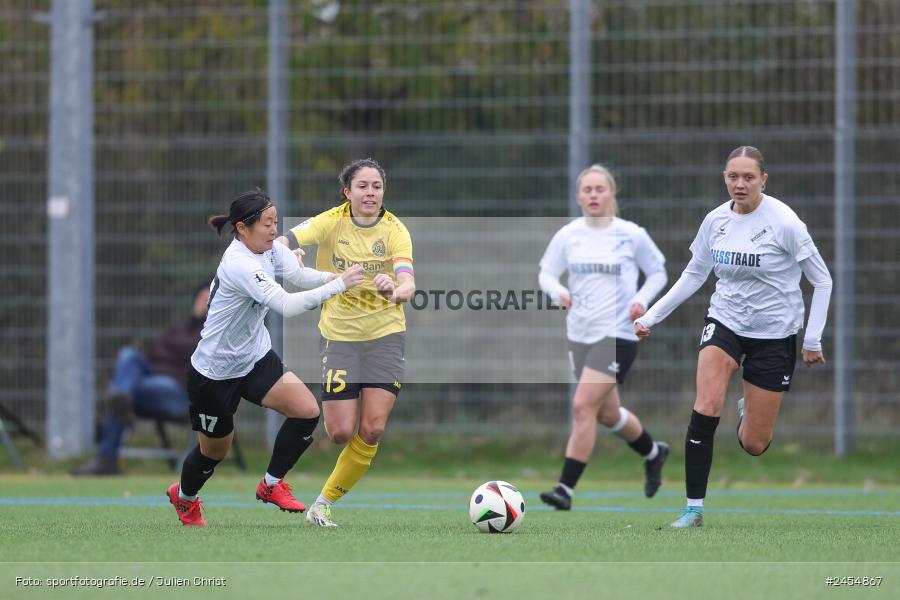 sport, action, Sportanlage Buchschwabacher Strasse 32, SV67, SV 67 Weinberg, SCS, SC Sand, Roßtal, Fussball, DFB, 2. Frauen-Bundesliga, 17.11.2024, 11. Spieltag - Bild-ID: 2454867 sport, action, Sportanlage Buchschwabacher Strasse 32, SV67, SV 67 Weinberg, SCS, SC Sand, Roßtal, Fussball, DFB, 2. Frauen-Bundesliga, 17.11.2024, 11. Spieltag - Bild-ID: 2454867