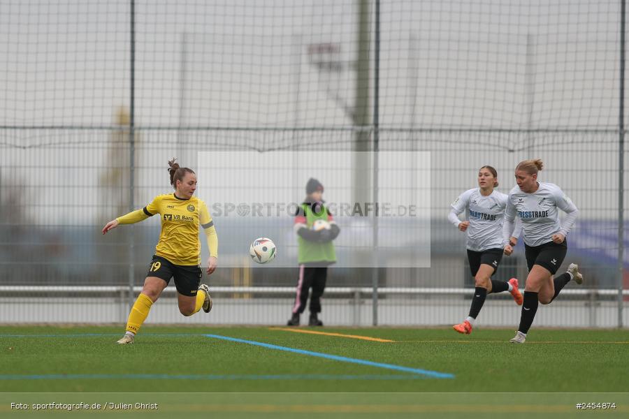 sport, action, Sportanlage Buchschwabacher Strasse 32, SV67, SV 67 Weinberg, SCS, SC Sand, Roßtal, Fussball, DFB, 2. Frauen-Bundesliga, 17.11.2024, 11. Spieltag - Bild-ID: 2454874 sport, action, Sportanlage Buchschwabacher Strasse 32, SV67, SV 67 Weinberg, SCS, SC Sand, Roßtal, Fussball, DFB, 2. Frauen-Bundesliga, 17.11.2024, 11. Spieltag - Bild-ID: 2454874
