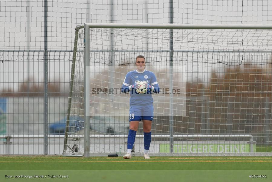 sport, action, Sportanlage Buchschwabacher Strasse 32, SV67, SV 67 Weinberg, SCS, SC Sand, Roßtal, Fussball, DFB, 2. Frauen-Bundesliga, 17.11.2024, 11. Spieltag - Bild-ID: 2454892