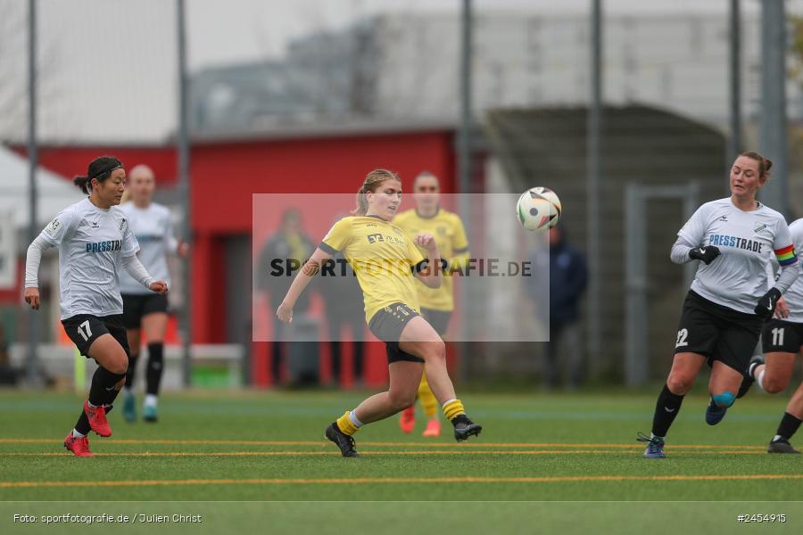 sport, action, Sportanlage Buchschwabacher Strasse 32, SV67, SV 67 Weinberg, SCS, SC Sand, Roßtal, Fussball, DFB, 2. Frauen-Bundesliga, 17.11.2024, 11. Spieltag - Bild-ID: 2454915 sport, action, Sportanlage Buchschwabacher Strasse 32, SV67, SV 67 Weinberg, SCS, SC Sand, Roßtal, Fussball, DFB, 2. Frauen-Bundesliga, 17.11.2024, 11. Spieltag - Bild-ID: 2454915