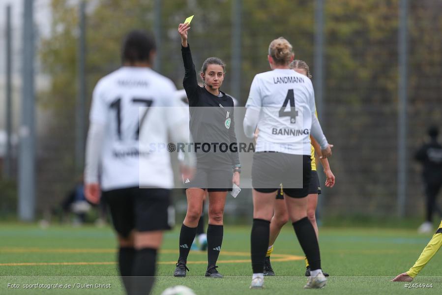 sport, action, Sportanlage Buchschwabacher Strasse 32, SV67, SV 67 Weinberg, SCS, SC Sand, Roßtal, Fussball, DFB, 2. Frauen-Bundesliga, 17.11.2024, 11. Spieltag - Bild-ID: 2454944