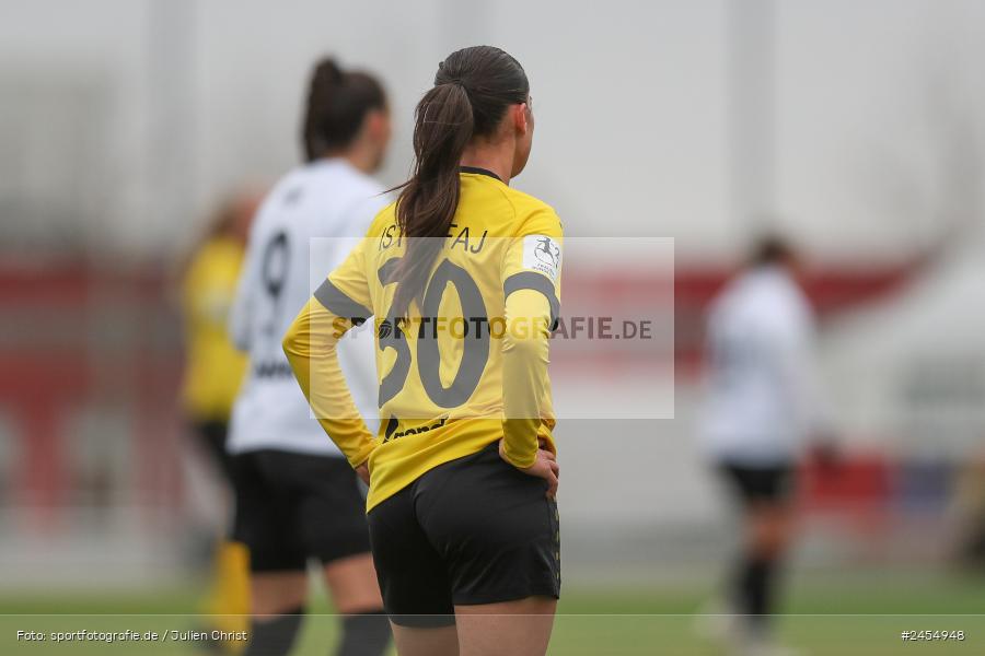 sport, action, Sportanlage Buchschwabacher Strasse 32, SV67, SV 67 Weinberg, SCS, SC Sand, Roßtal, Fussball, DFB, 2. Frauen-Bundesliga, 17.11.2024, 11. Spieltag - Bild-ID: 2454948