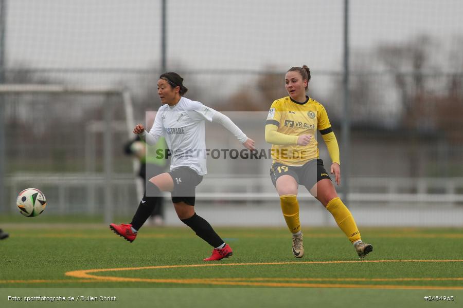 sport, action, Sportanlage Buchschwabacher Strasse 32, SV67, SV 67 Weinberg, SCS, SC Sand, Roßtal, Fussball, DFB, 2. Frauen-Bundesliga, 17.11.2024, 11. Spieltag - Bild-ID: 2454963