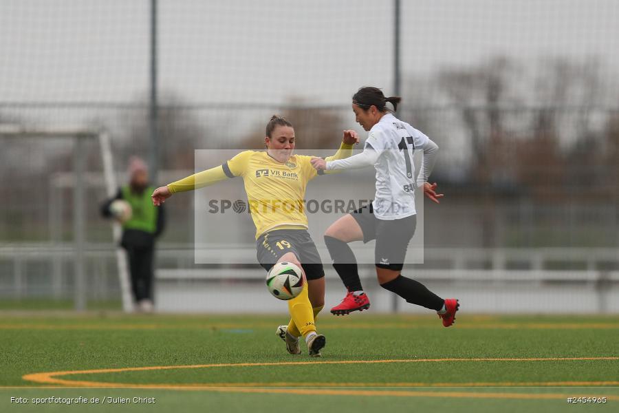 sport, action, Sportanlage Buchschwabacher Strasse 32, SV67, SV 67 Weinberg, SCS, SC Sand, Roßtal, Fussball, DFB, 2. Frauen-Bundesliga, 17.11.2024, 11. Spieltag - Bild-ID: 2454965