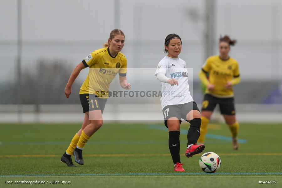 sport, action, Sportanlage Buchschwabacher Strasse 32, SV67, SV 67 Weinberg, SCS, SC Sand, Roßtal, Fussball, DFB, 2. Frauen-Bundesliga, 17.11.2024, 11. Spieltag - Bild-ID: 2454979