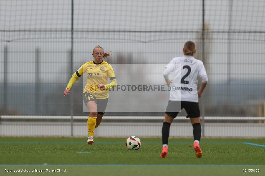 sport, action, Sportanlage Buchschwabacher Strasse 32, SV67, SV 67 Weinberg, SCS, SC Sand, Roßtal, Fussball, DFB, 2. Frauen-Bundesliga, 17.11.2024, 11. Spieltag - Bild-ID: 2455000