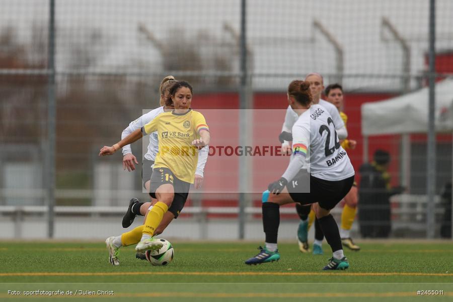 sport, action, Sportanlage Buchschwabacher Strasse 32, SV67, SV 67 Weinberg, SCS, SC Sand, Roßtal, Fussball, DFB, 2. Frauen-Bundesliga, 17.11.2024, 11. Spieltag - Bild-ID: 2455011