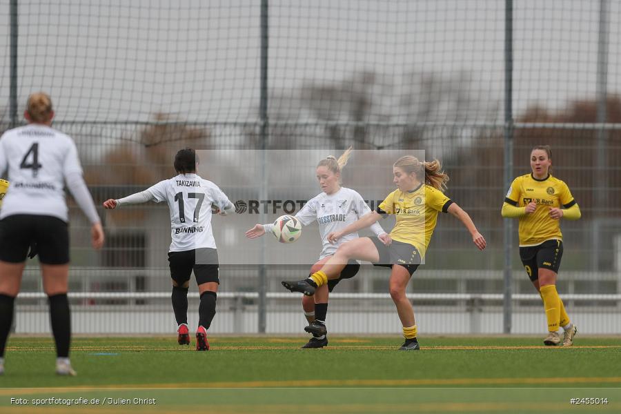 sport, action, Sportanlage Buchschwabacher Strasse 32, SV67, SV 67 Weinberg, SCS, SC Sand, Roßtal, Fussball, DFB, 2. Frauen-Bundesliga, 17.11.2024, 11. Spieltag - Bild-ID: 2455014