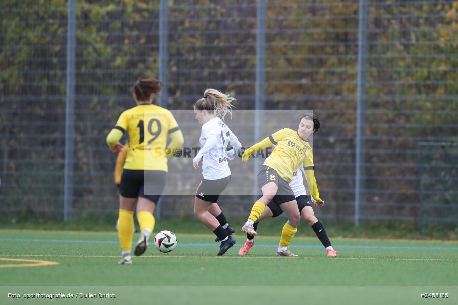 sport, action, Sportanlage Buchschwabacher Strasse 32, SV67, SV 67 Weinberg, SCS, SC Sand, Roßtal, Fussball, DFB, 2. Frauen-Bundesliga, 17.11.2024, 11. Spieltag - Bild-ID: 2455135