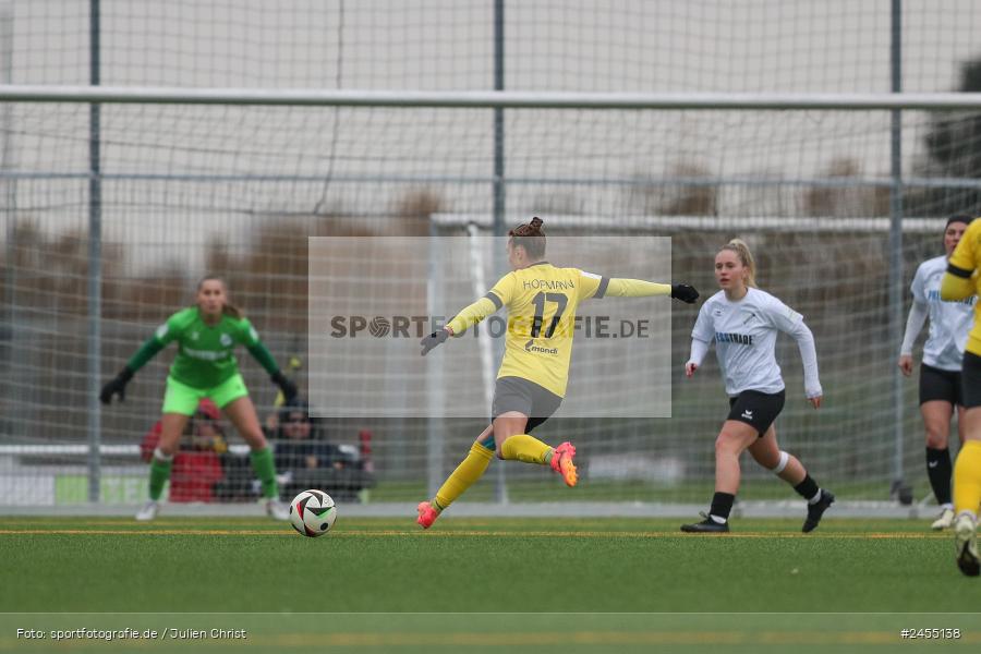 sport, action, Sportanlage Buchschwabacher Strasse 32, SV67, SV 67 Weinberg, SCS, SC Sand, Roßtal, Fussball, DFB, 2. Frauen-Bundesliga, 17.11.2024, 11. Spieltag - Bild-ID: 2455138 sport, action, Sportanlage Buchschwabacher Strasse 32, SV67, SV 67 Weinberg, SCS, SC Sand, Roßtal, Fussball, DFB, 2. Frauen-Bundesliga, 17.11.2024, 11. Spieltag - Bild-ID: 2455138