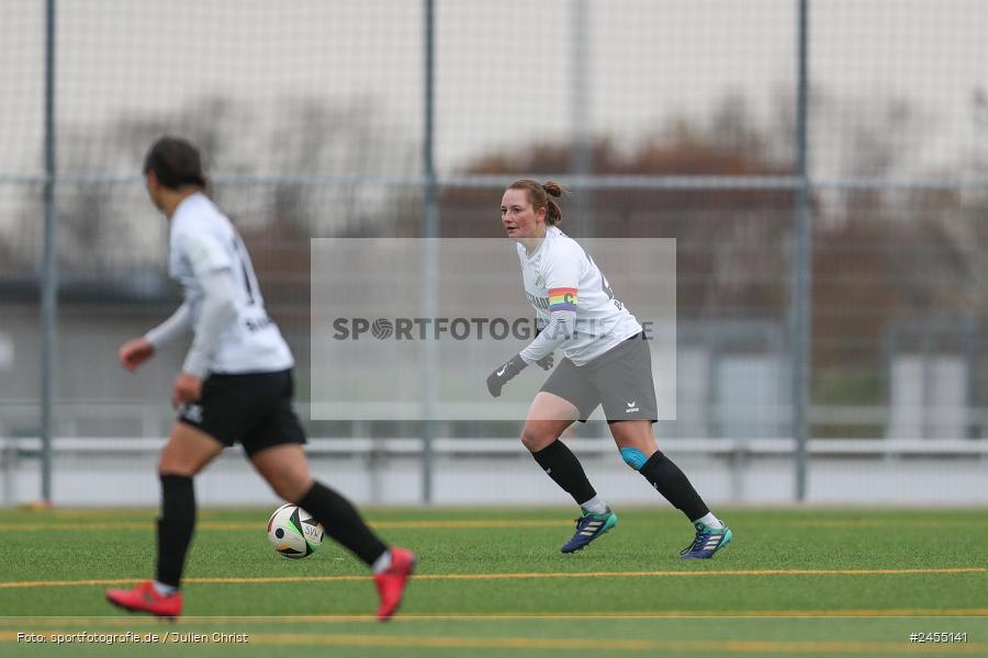 sport, action, Sportanlage Buchschwabacher Strasse 32, SV67, SV 67 Weinberg, SCS, SC Sand, Roßtal, Fussball, DFB, 2. Frauen-Bundesliga, 17.11.2024, 11. Spieltag - Bild-ID: 2455141