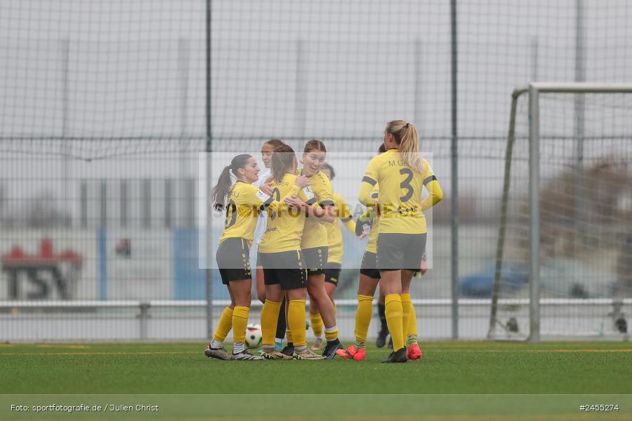 sport, action, Sportanlage Buchschwabacher Strasse 32, SV67, SV 67 Weinberg, SCS, SC Sand, Roßtal, Fussball, DFB, 2. Frauen-Bundesliga, 17.11.2024, 11. Spieltag - Bild-ID: 2455274 sport, action, Sportanlage Buchschwabacher Strasse 32, SV67, SV 67 Weinberg, SCS, SC Sand, Roßtal, Fussball, DFB, 2. Frauen-Bundesliga, 17.11.2024, 11. Spieltag - Bild-ID: 2455274