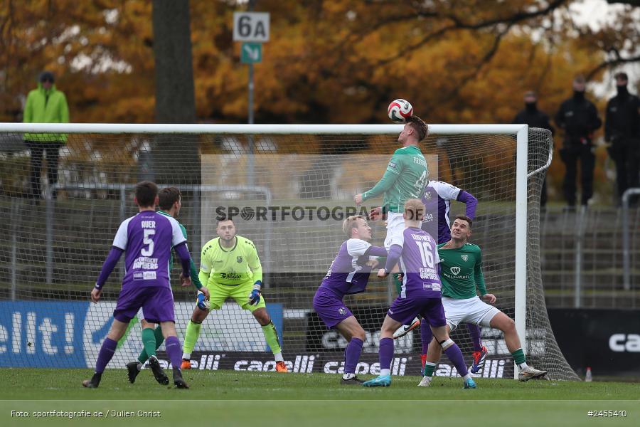 Sachs-Stadion, Schweinfurt, 23.11.2024, sport, action, Fussball, BFV, 21. Spieltag, Regionalliga Bayern, FCE, FCS, FC Eintracht Bamberg, 1. FC Schweinfurt 1905 - Bild-ID: 2455410