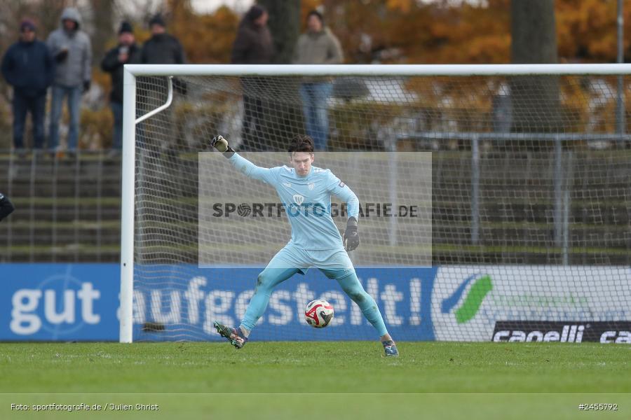 sport, action, Schweinfurt, Sachs-Stadion, Regionalliga Bayern, Fussball, FCS, FCE, FC Eintracht Bamberg, BFV, 23.11.2024, 21. Spieltag, 1. FC Schweinfurt 1905 - Bild-ID: 2455792
