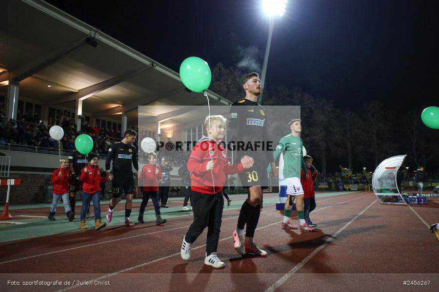 sport, action, Willy-Sachs-Stadion, SpVgg Bayreuth, Schweinfurt, Regionalliga Bayern, Fussball, FCS, BFV, BAY, 29.11.2024, 22. Spieltag, 1. FC Schweinfurt 1905 - Bild-ID: 2456267