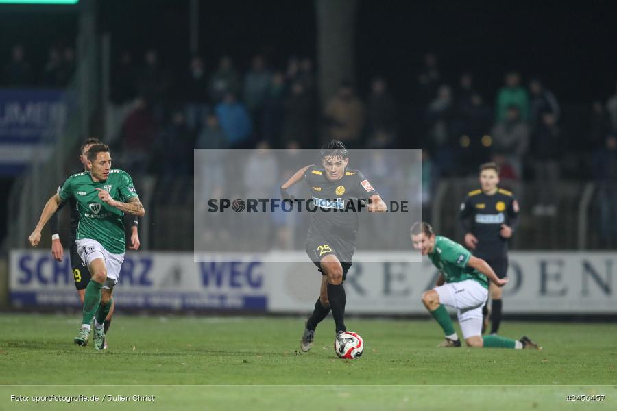 sport, action, Willy-Sachs-Stadion, SpVgg Bayreuth, Schweinfurt, Regionalliga Bayern, Fussball, FCS, BFV, BAY, 29.11.2024, 22. Spieltag, 1. FC Schweinfurt 1905 - Bild-ID: 2456457