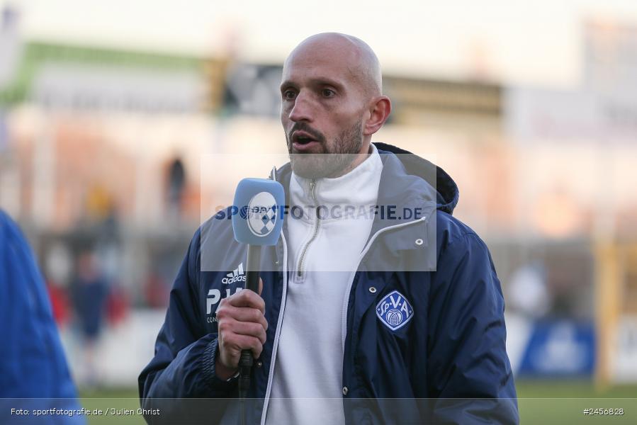 sport, action, Stadion am Schönbusch, SVA, SV Viktoria Aschaffenburg, Regionalliga Bayern, Fussball, FCB, FC Bayern München II, BFV, Aschaffenburg, 30.11.2024, 22. Spieltag - Bild-ID: 2456828