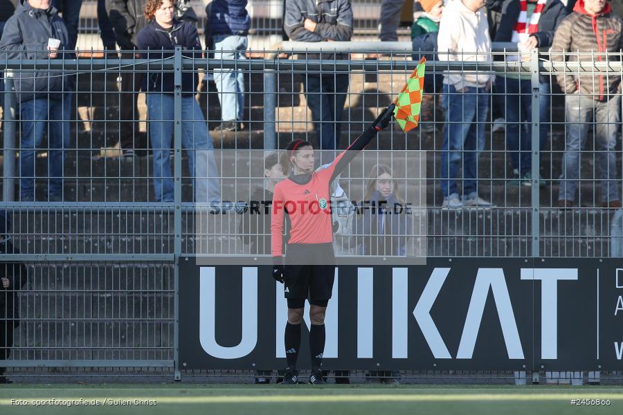 sport, action, Stadion am Schönbusch, SVA, SV Viktoria Aschaffenburg, Regionalliga Bayern, Fussball, FCB, FC Bayern München II, BFV, Aschaffenburg, 30.11.2024, 22. Spieltag - Bild-ID: 2456866