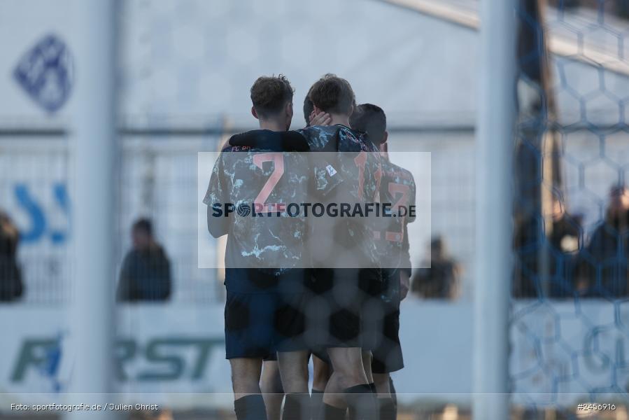 sport, action, Stadion am Schönbusch, SVA, SV Viktoria Aschaffenburg, Regionalliga Bayern, Fussball, FCB, FC Bayern München II, BFV, Aschaffenburg, 30.11.2024, 22. Spieltag - Bild-ID: 2456916 sport, action, Stadion am Schönbusch, SVA, SV Viktoria Aschaffenburg, Regionalliga Bayern, Fussball, FCB, FC Bayern München II, BFV, Aschaffenburg, 30.11.2024, 22. Spieltag - Bild-ID: 2456916