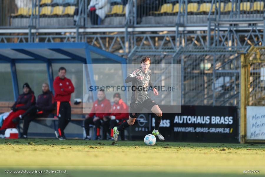 sport, action, Stadion am Schönbusch, SVA, SV Viktoria Aschaffenburg, Regionalliga Bayern, Fussball, FCB, FC Bayern München II, BFV, Aschaffenburg, 30.11.2024, 22. Spieltag - Bild-ID: 2456973