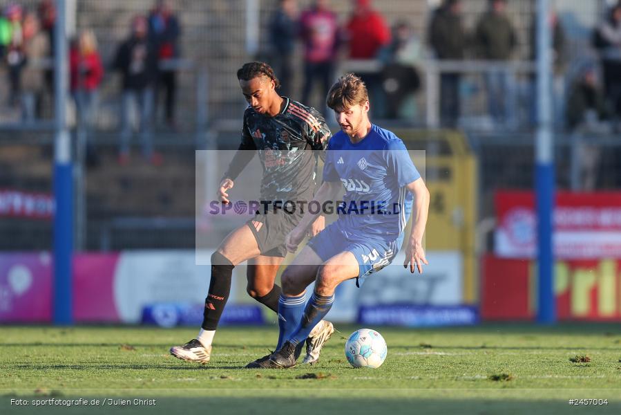 sport, action, Stadion am Schönbusch, SVA, SV Viktoria Aschaffenburg, Regionalliga Bayern, Fussball, FCB, FC Bayern München II, BFV, Aschaffenburg, 30.11.2024, 22. Spieltag - Bild-ID: 2457004