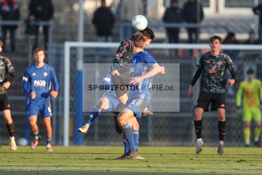 sport, action, Stadion am Schönbusch, SVA, SV Viktoria Aschaffenburg, Regionalliga Bayern, Fussball, FCB, FC Bayern München II, BFV, Aschaffenburg, 30.11.2024, 22. Spieltag - Bild-ID: 2457007