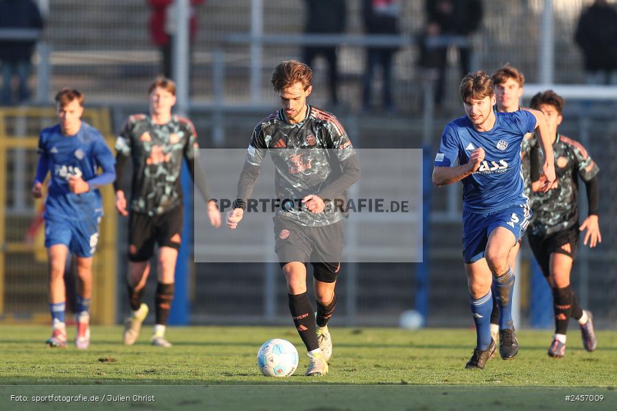 sport, action, Stadion am Schönbusch, SVA, SV Viktoria Aschaffenburg, Regionalliga Bayern, Fussball, FCB, FC Bayern München II, BFV, Aschaffenburg, 30.11.2024, 22. Spieltag - Bild-ID: 2457009 sport, action, Stadion am Schönbusch, SVA, SV Viktoria Aschaffenburg, Regionalliga Bayern, Fussball, FCB, FC Bayern München II, BFV, Aschaffenburg, 30.11.2024, 22. Spieltag - Bild-ID: 2457009