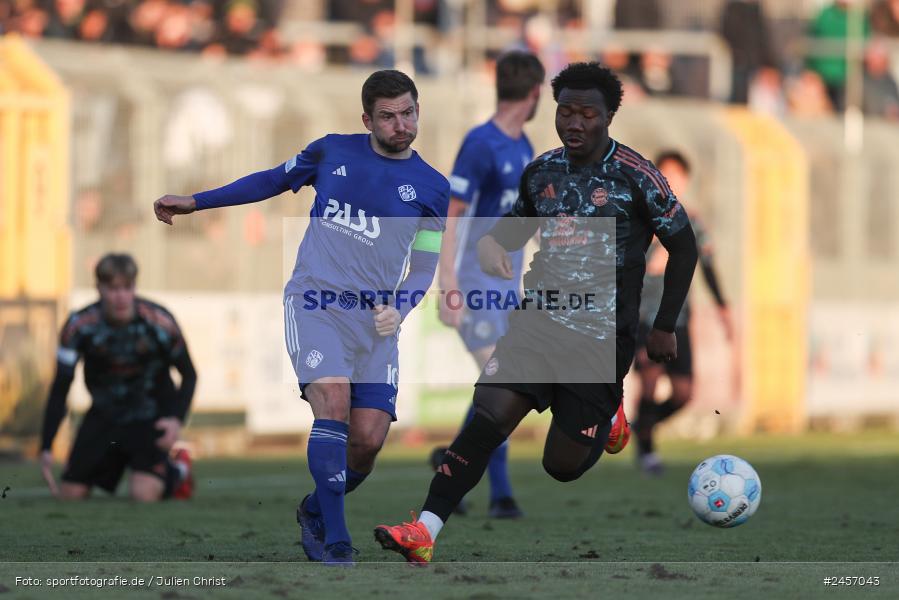 sport, action, Stadion am Schönbusch, SVA, SV Viktoria Aschaffenburg, Regionalliga Bayern, Fussball, FCB, FC Bayern München II, BFV, Aschaffenburg, 30.11.2024, 22. Spieltag - Bild-ID: 2457043