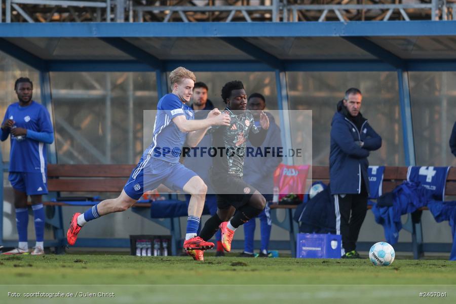 sport, action, Stadion am Schönbusch, SVA, SV Viktoria Aschaffenburg, Regionalliga Bayern, Fussball, FCB, FC Bayern München II, BFV, Aschaffenburg, 30.11.2024, 22. Spieltag - Bild-ID: 2457061