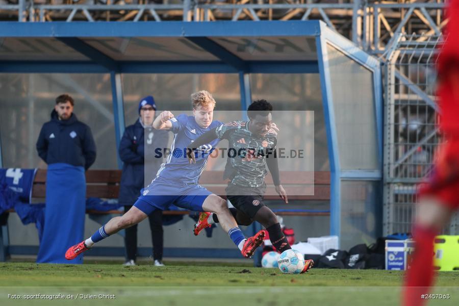sport, action, Stadion am Schönbusch, SVA, SV Viktoria Aschaffenburg, Regionalliga Bayern, Fussball, FCB, FC Bayern München II, BFV, Aschaffenburg, 30.11.2024, 22. Spieltag - Bild-ID: 2457063