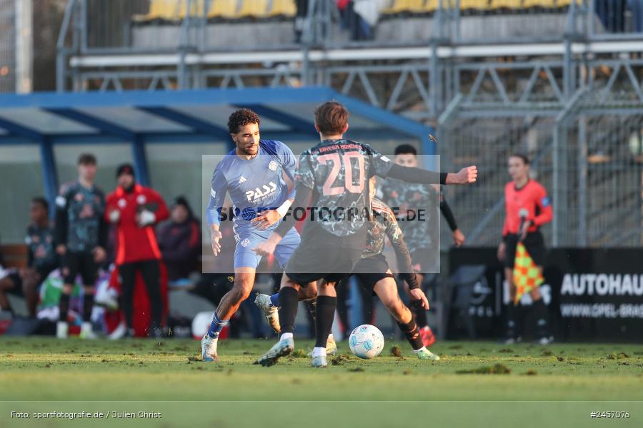 sport, action, Stadion am Schönbusch, SVA, SV Viktoria Aschaffenburg, Regionalliga Bayern, Fussball, FCB, FC Bayern München II, BFV, Aschaffenburg, 30.11.2024, 22. Spieltag - Bild-ID: 2457076