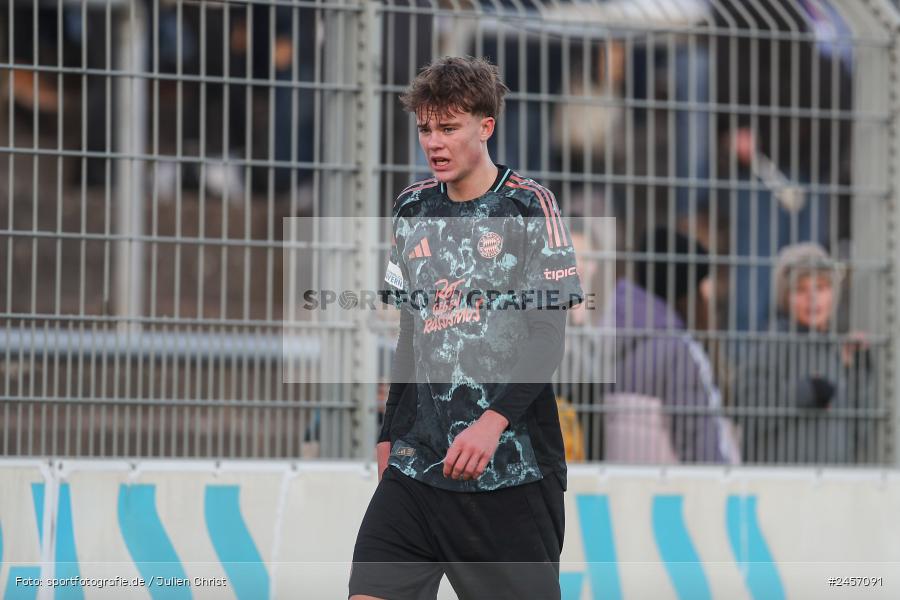 sport, action, Stadion am Schönbusch, SVA, SV Viktoria Aschaffenburg, Regionalliga Bayern, Fussball, FCB, FC Bayern München II, BFV, Aschaffenburg, 30.11.2024, 22. Spieltag - Bild-ID: 2457091
