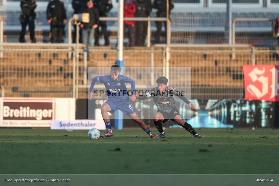 sport, action, Stadion am Schönbusch, SVA, SV Viktoria Aschaffenburg, Regionalliga Bayern, Fussball, FCB, FC Bayern München II, BFV, Aschaffenburg, 30.11.2024, 22. Spieltag - Bild-ID: 2457134