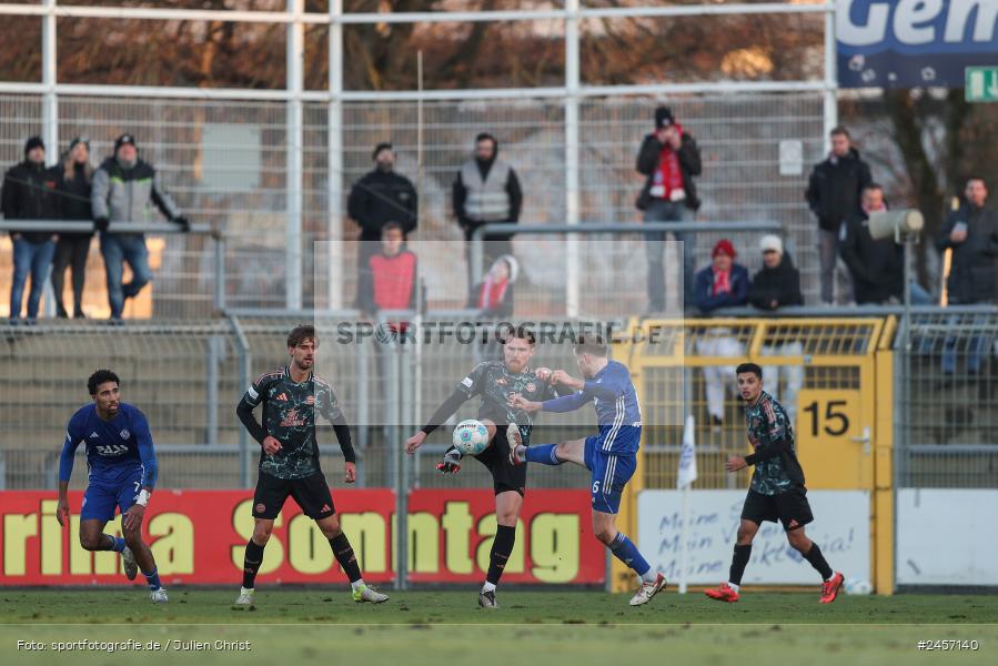 sport, action, Stadion am Schönbusch, SVA, SV Viktoria Aschaffenburg, Regionalliga Bayern, Fussball, FCB, FC Bayern München II, BFV, Aschaffenburg, 30.11.2024, 22. Spieltag - Bild-ID: 2457140