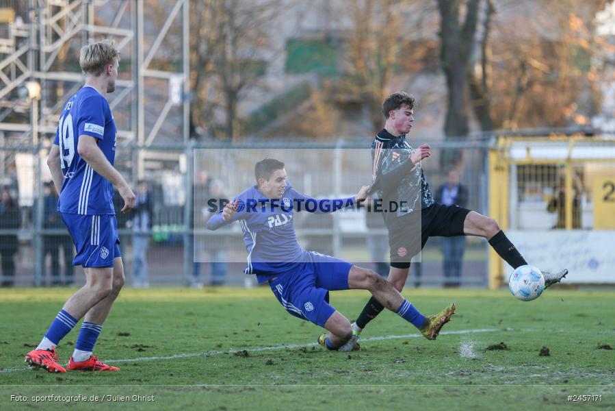 sport, action, Stadion am Schönbusch, SVA, SV Viktoria Aschaffenburg, Regionalliga Bayern, Fussball, FCB, FC Bayern München II, BFV, Aschaffenburg, 30.11.2024, 22. Spieltag - Bild-ID: 2457171