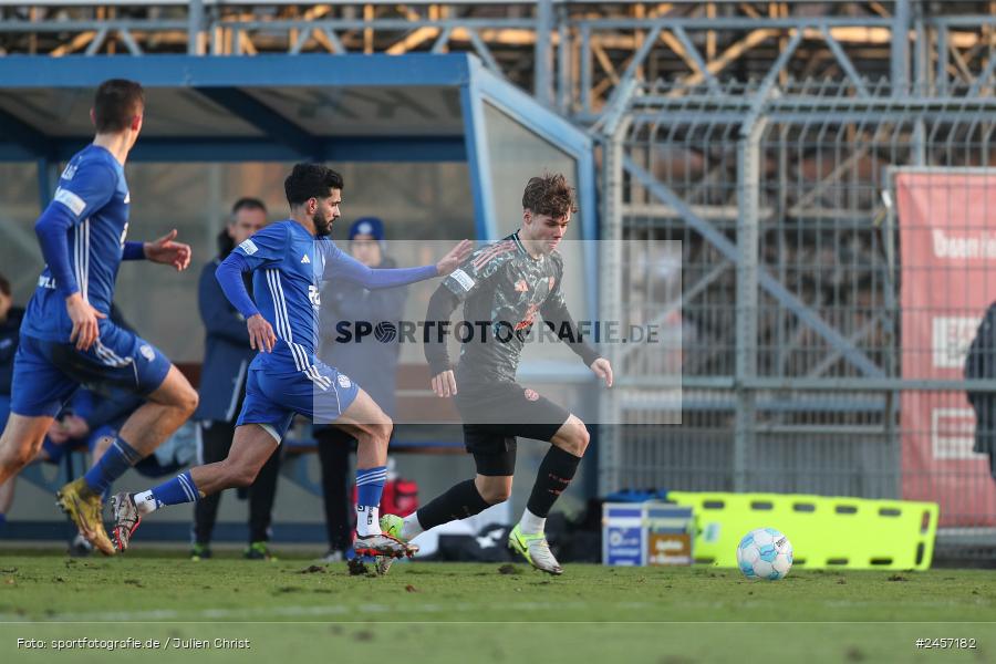 sport, action, Stadion am Schönbusch, SVA, SV Viktoria Aschaffenburg, Regionalliga Bayern, Fussball, FCB, FC Bayern München II, BFV, Aschaffenburg, 30.11.2024, 22. Spieltag - Bild-ID: 2457182