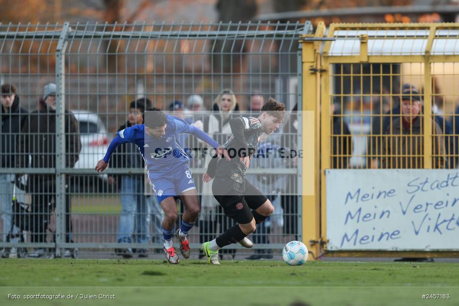 sport, action, Stadion am Schönbusch, SVA, SV Viktoria Aschaffenburg, Regionalliga Bayern, Fussball, FCB, FC Bayern München II, BFV, Aschaffenburg, 30.11.2024, 22. Spieltag - Bild-ID: 2457183