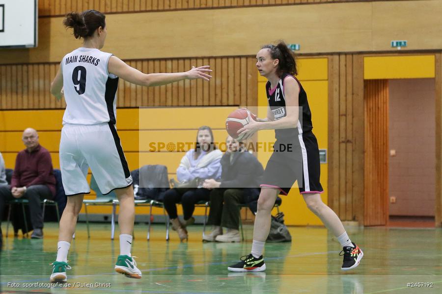Heuchelhof-Halle, Würzburg, 01.12.2024, sport, action, Bayernliga Nord, Basketball, SVE, TGW, SV Erlenbach Black Bees, TG 48 Würzburg 3 - Bild-ID: 2457192