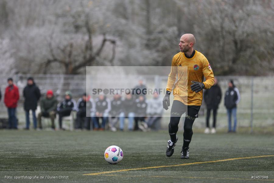 Sportgelände, Grünsfeld, 01.12.2024, sport, action, Fussball, 19. Spieltag, bfv-Landesliga Odenwald, SVE, FCG, SV Eintracht Nassig, FC Grünsfeld - Bild-ID: 2457398