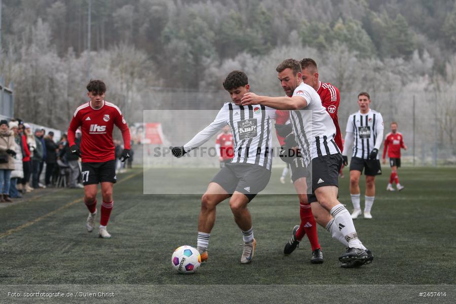 Sportgelände, Grünsfeld, 01.12.2024, sport, action, Fussball, 19. Spieltag, bfv-Landesliga Odenwald, SVE, FCG, SV Eintracht Nassig, FC Grünsfeld - Bild-ID: 2457414