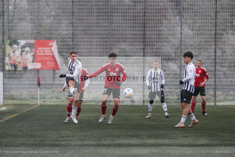 Sportgelände, Grünsfeld, 01.12.2024, sport, action, Fussball, 19. Spieltag, bfv-Landesliga Odenwald, SVE, FCG, SV Eintracht Nassig, FC Grünsfeld - Bild-ID: 2457425