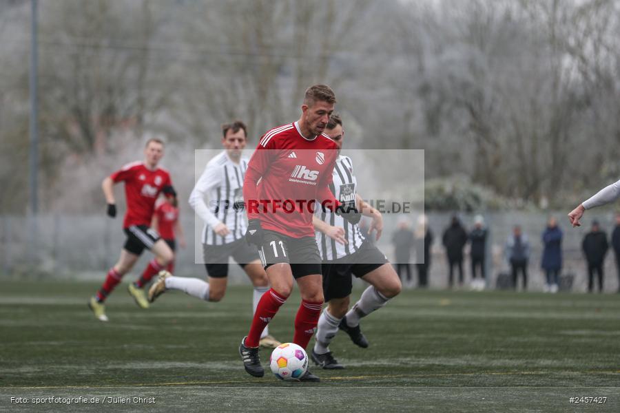 Sportgelände, Grünsfeld, 01.12.2024, sport, action, Fussball, 19. Spieltag, bfv-Landesliga Odenwald, SVE, FCG, SV Eintracht Nassig, FC Grünsfeld - Bild-ID: 2457427