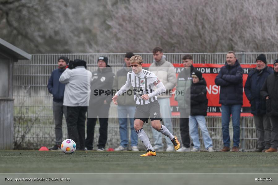 Sportgelände, Grünsfeld, 01.12.2024, sport, action, Fussball, 19. Spieltag, bfv-Landesliga Odenwald, SVE, FCG, SV Eintracht Nassig, FC Grünsfeld - Bild-ID: 2457435