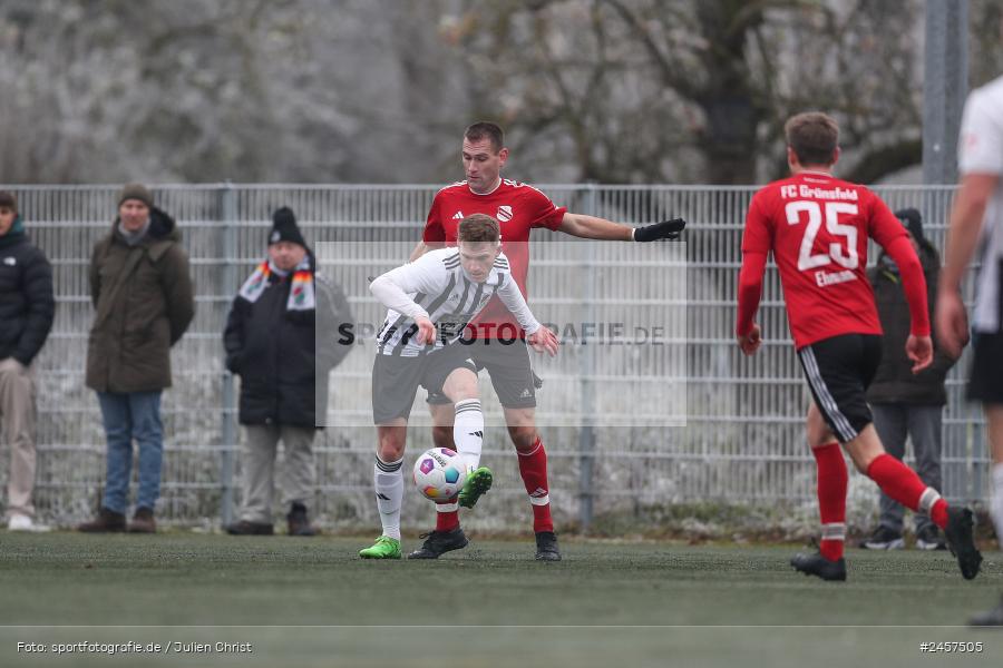 Sportgelände, Grünsfeld, 01.12.2024, sport, action, Fussball, 19. Spieltag, bfv-Landesliga Odenwald, SVE, FCG, SV Eintracht Nassig, FC Grünsfeld - Bild-ID: 2457505
