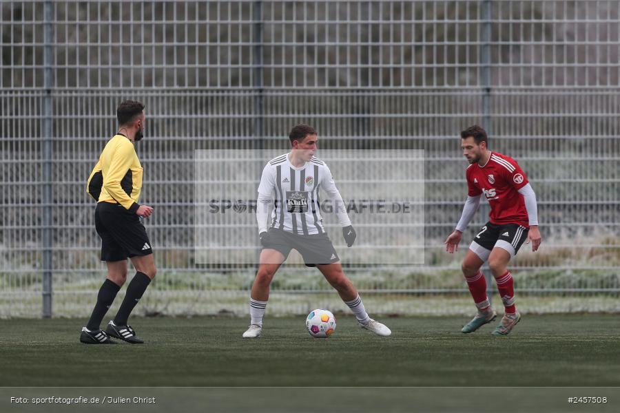 Sportgelände, Grünsfeld, 01.12.2024, sport, action, Fussball, 19. Spieltag, bfv-Landesliga Odenwald, SVE, FCG, SV Eintracht Nassig, FC Grünsfeld - Bild-ID: 2457508