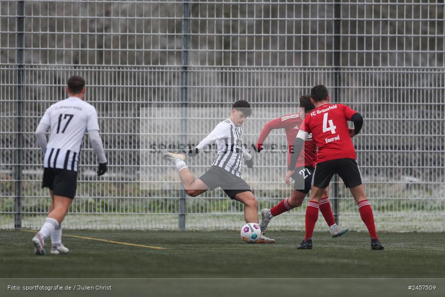Sportgelände, Grünsfeld, 01.12.2024, sport, action, Fussball, 19. Spieltag, bfv-Landesliga Odenwald, SVE, FCG, SV Eintracht Nassig, FC Grünsfeld - Bild-ID: 2457509
