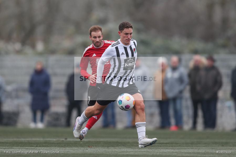Sportgelände, Grünsfeld, 01.12.2024, sport, action, Fussball, 19. Spieltag, bfv-Landesliga Odenwald, SVE, FCG, SV Eintracht Nassig, FC Grünsfeld - Bild-ID: 2457523