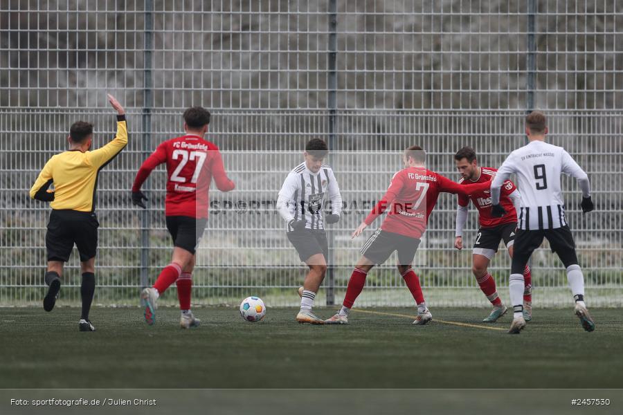 Sportgelände, Grünsfeld, 01.12.2024, sport, action, Fussball, 19. Spieltag, bfv-Landesliga Odenwald, SVE, FCG, SV Eintracht Nassig, FC Grünsfeld - Bild-ID: 2457530