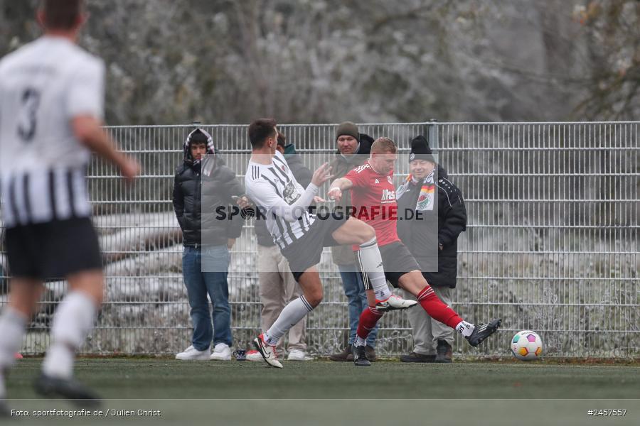 Sportgelände, Grünsfeld, 01.12.2024, sport, action, Fussball, 19. Spieltag, bfv-Landesliga Odenwald, SVE, FCG, SV Eintracht Nassig, FC Grünsfeld - Bild-ID: 2457557