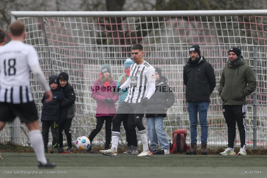 Sportgelände, Grünsfeld, 01.12.2024, sport, action, Fussball, 19. Spieltag, bfv-Landesliga Odenwald, SVE, FCG, SV Eintracht Nassig, FC Grünsfeld - Bild-ID: 2457589